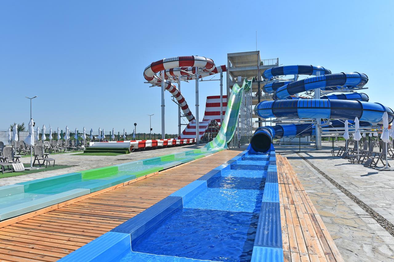 קברנה Topola Skies Resort & Aquapark מראה חיצוני תמונה